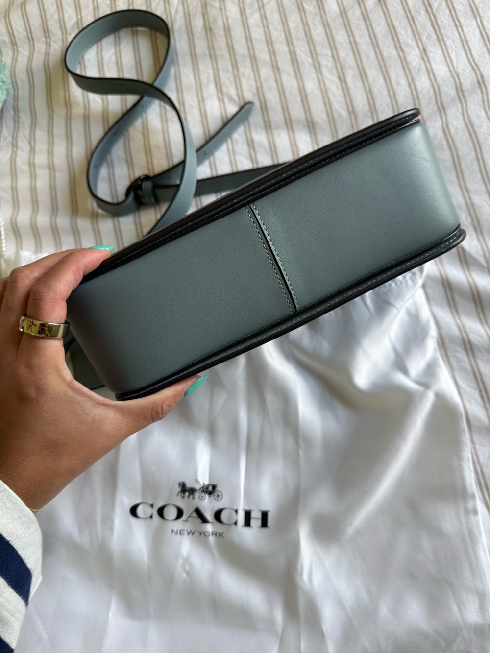 Coach Leather Crossbody Bag in slate blue with Dark Hardware - Picture 7 of 7